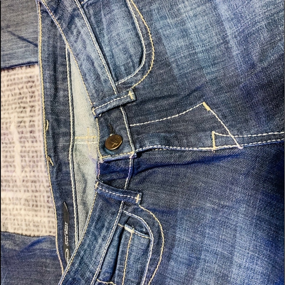 P34- William Rast Blue Jeans Size 25